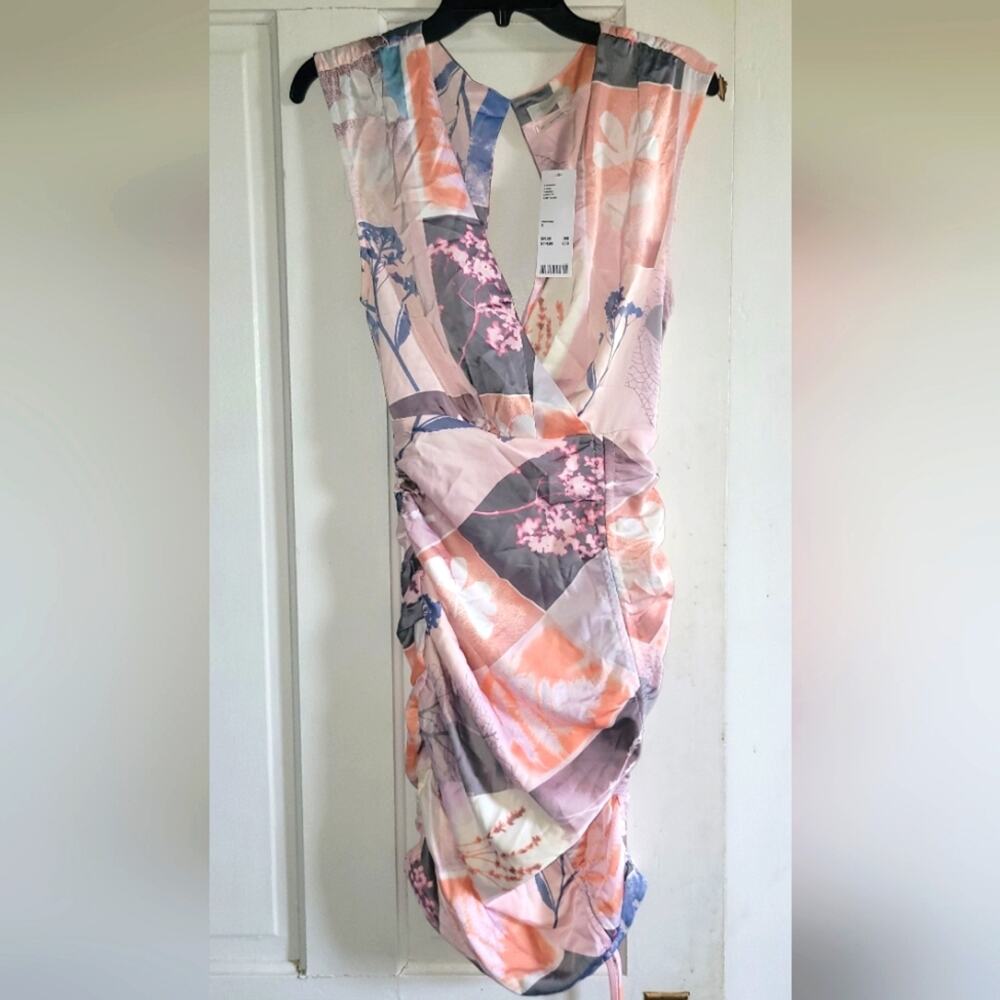 Urban Outfitters Loving You mini dress, size S *NEW WITH TAGS*
